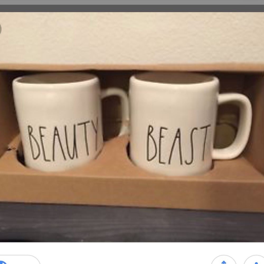 New! Rae dunn mug set